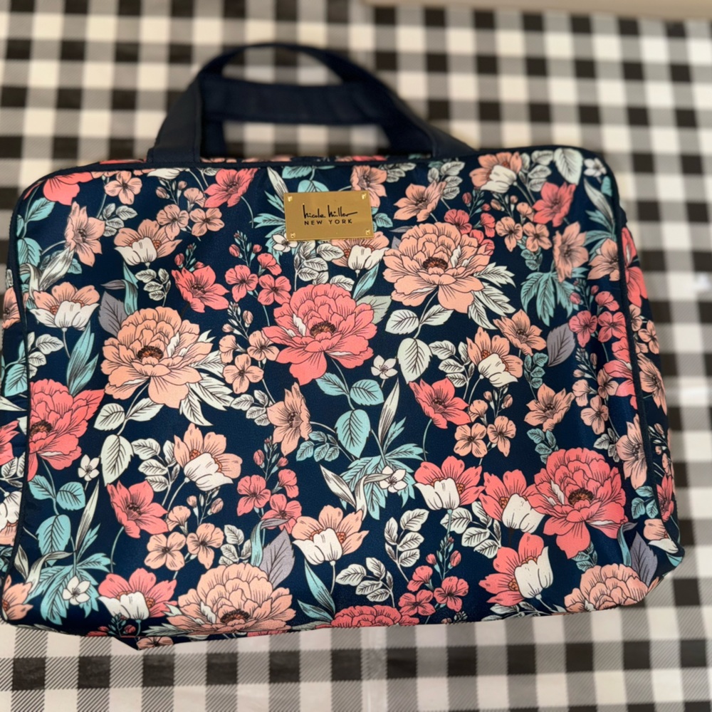 Make Travel Bag